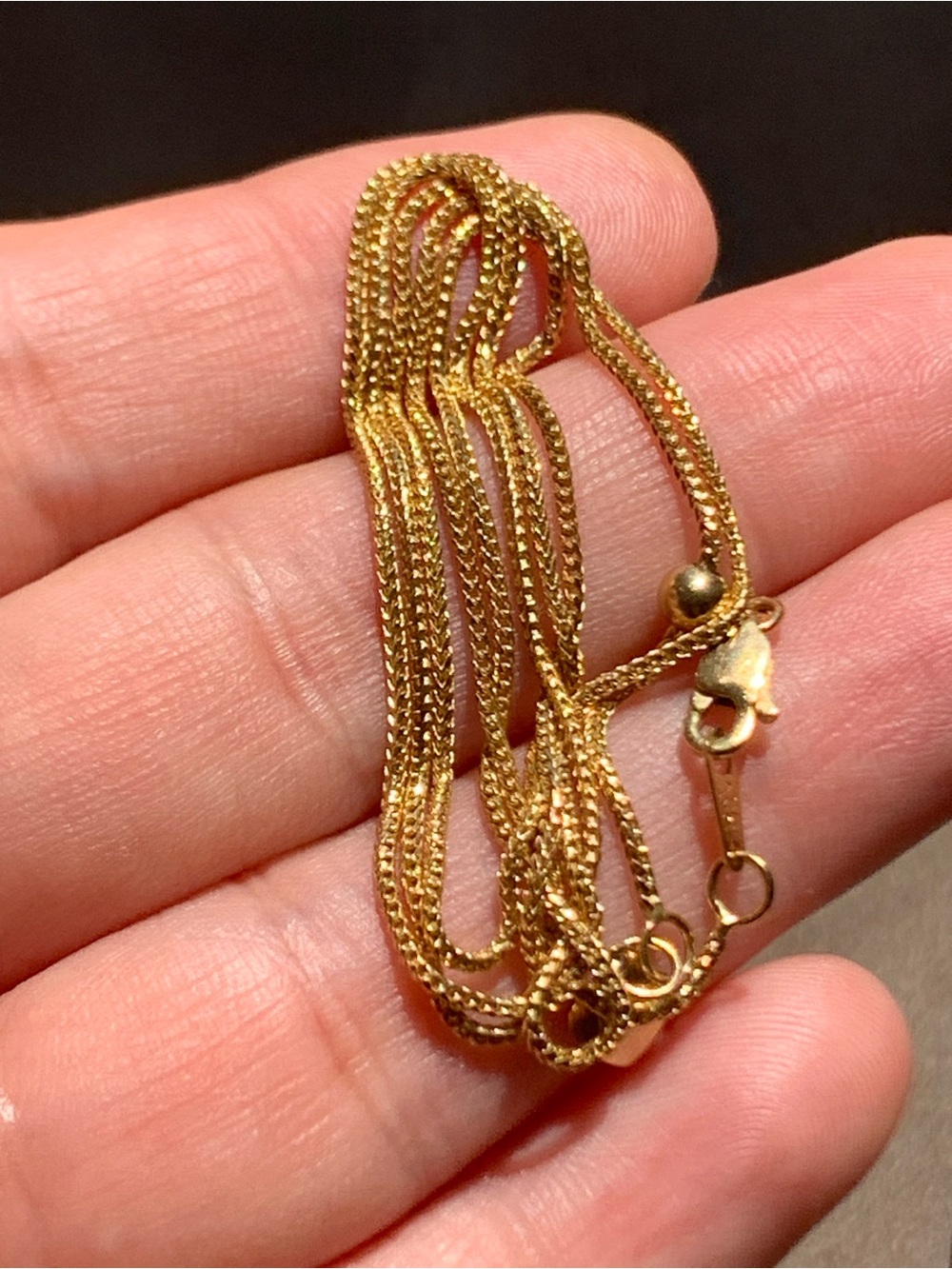 10k Gold  Women's Necklace with adjustable sliding ball and Heart Tag